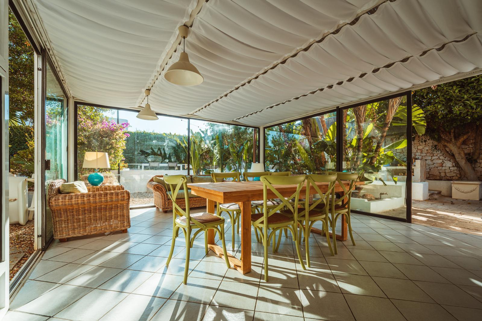 WhatsApp Image 2025-03-22 at 15.56.20 (2)